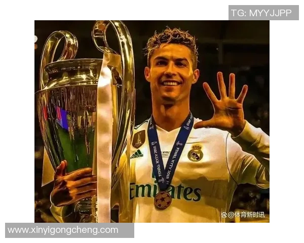 与足球球星约会:揭开明星生活背后的浪漫与挑战 与足球球星约会:揭开明星生活背后的浪漫与挑战