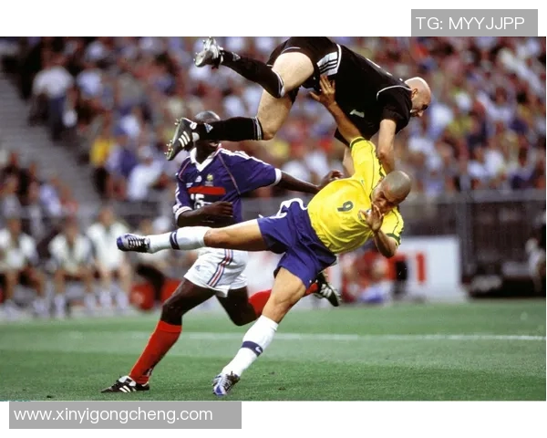 十几年基础锻炼助力突破 他是如何成为足坛巨星的故事